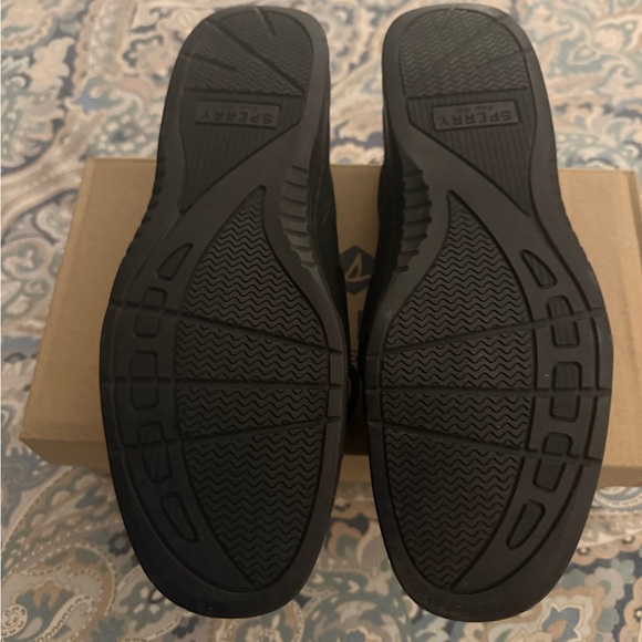 Sperry Womans/Femmies Black Boat Shoes. Never Worn/with box! NWOT Style # S89568 - Picture 3 of 5